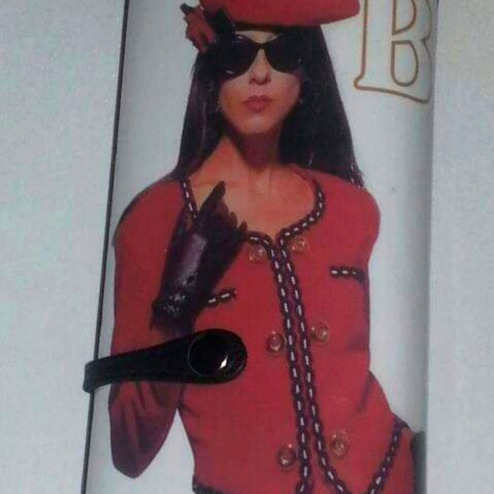 Meet your Posher, Leyda